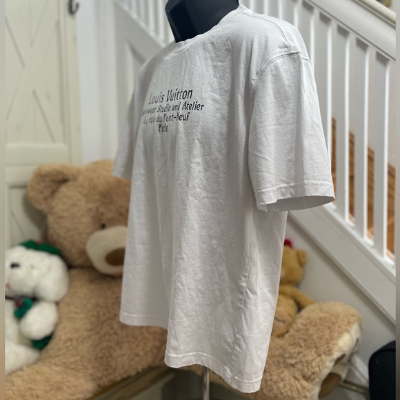Fair Men’s Small Louis Vuitton Paris Logo Print Cotton T-shirt In White/Black - Picture 7 of 14